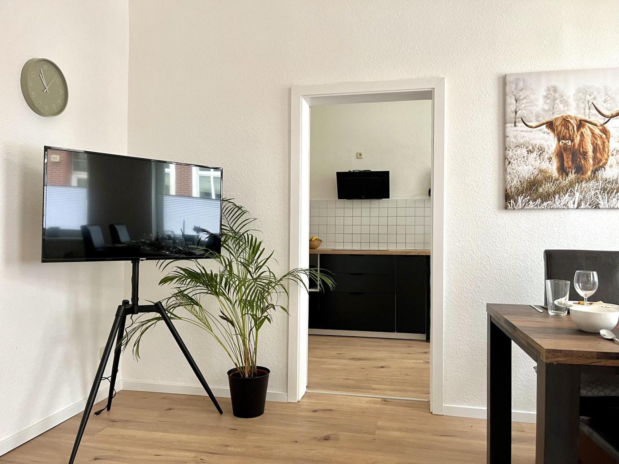 Endless: Studio Mit Netflix + Workstation Im Zentrum 什未林 外观 照片