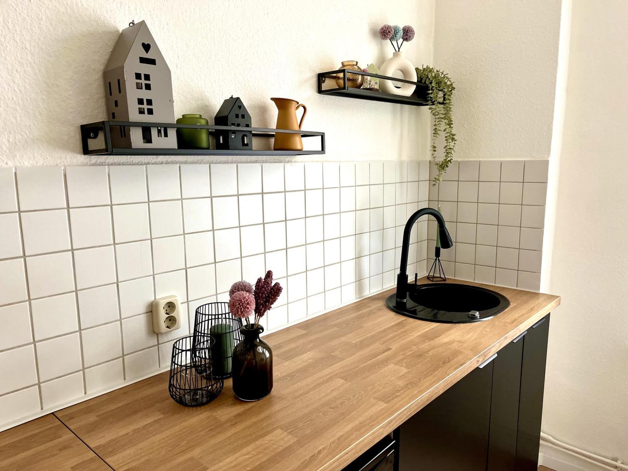 Endless: Studio Mit Netflix + Workstation Im Zentrum 什未林 外观 照片